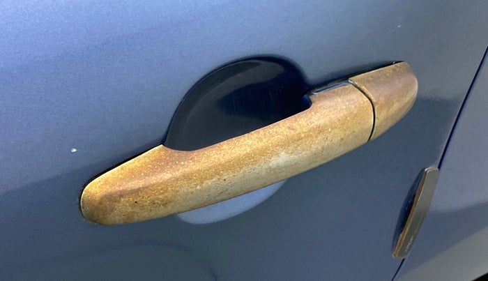 2017 Maruti Baleno DELTA PETROL 1.2, Petrol, Manual, 57,568 km, Rear left door - Chrome on handle has slight discoularation
