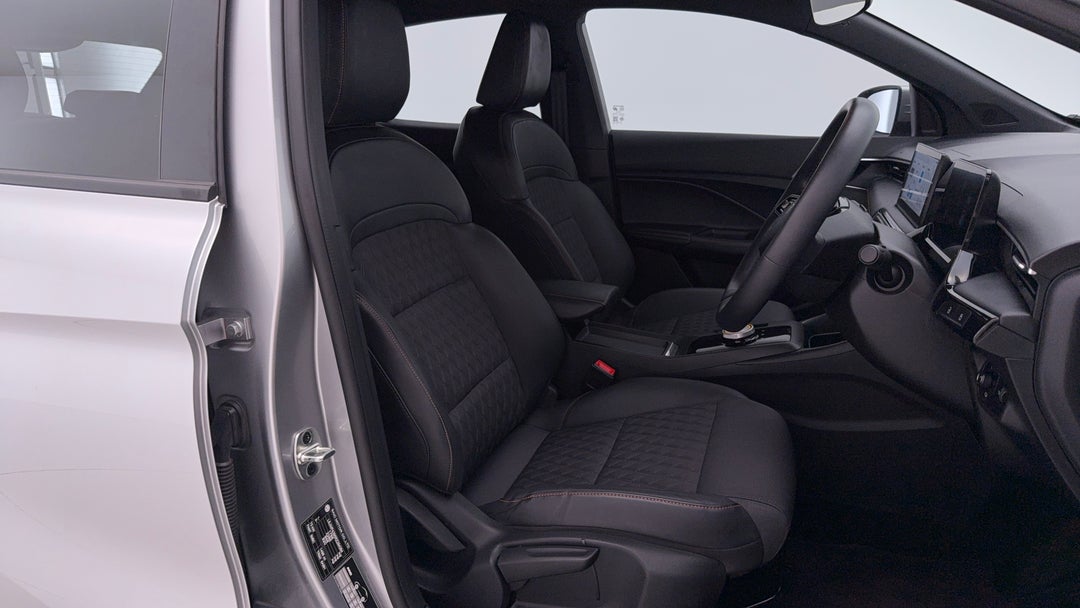 2024 MG Mg3 Hybrid+ Essence, Automatic, 21953 km, Right Side Front Door Cabin View