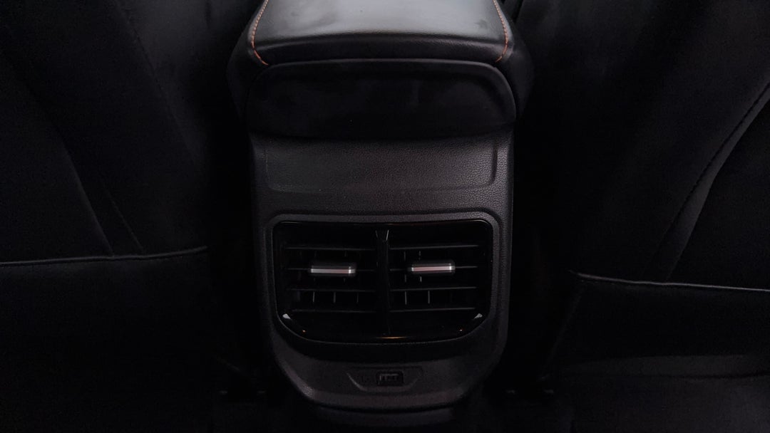 2024 MG Mg3 Hybrid+ Essence, Automatic, 21953 km, Rear A/C Vent