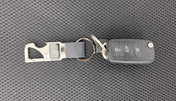 2017 Volkswagen Polo HIGHLINE PLUS 1.2L PETROL, Petrol, Manual, 23,293 km, Key Close Up