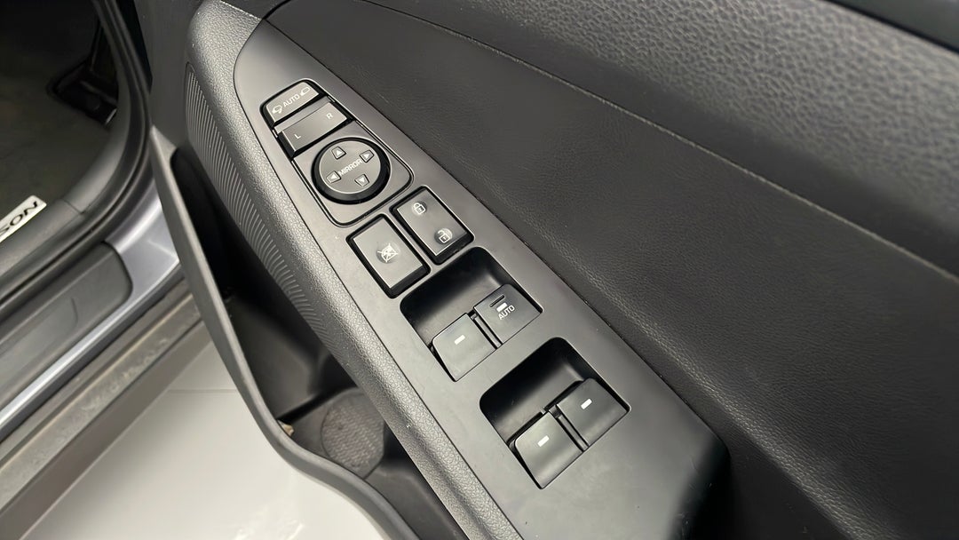 Drivers Side Door Panel Controls