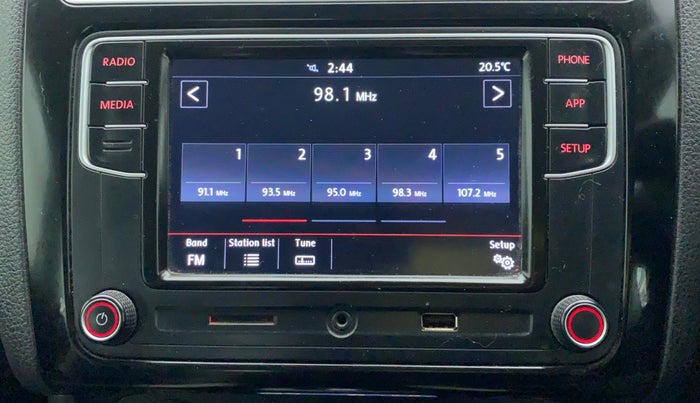 2021 Volkswagen Polo GT TSI AT 1.0, Petrol, Automatic, 49,130 km, Infotainment System