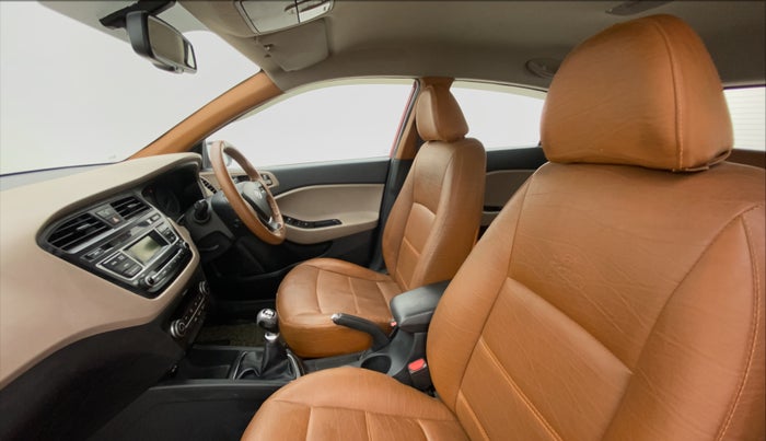 2016 Hyundai Elite i20 SPORTZ 1.2, Petrol, Manual, 33,021 km, Right Side Front Door Cabin