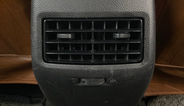 2016 Hyundai Elite i20 SPORTZ 1.2, Petrol, Manual, 33,021 km, Rear AC Vents