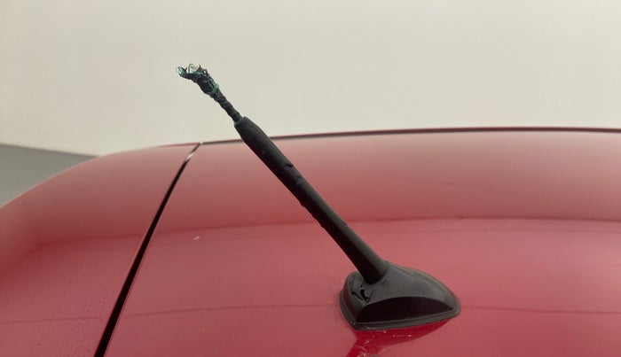 2016 Hyundai Elite i20 SPORTZ 1.2, Petrol, Manual, 33,021 km, Roof - Antenna has minor damage