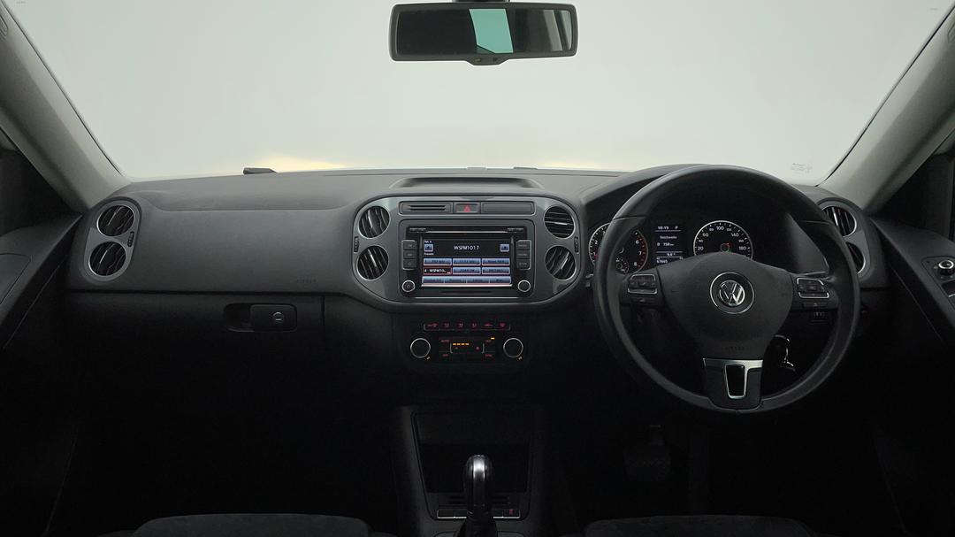 2015 Volkswagen Tiguan 132 Tsi (4x4), Automatic, 67665 km, Dashboard View