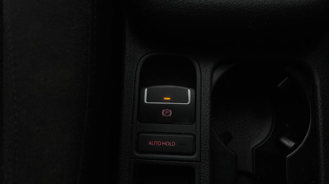 2015 Volkswagen Tiguan 132 Tsi (4x4), Automatic, 67665 km, Handbrake