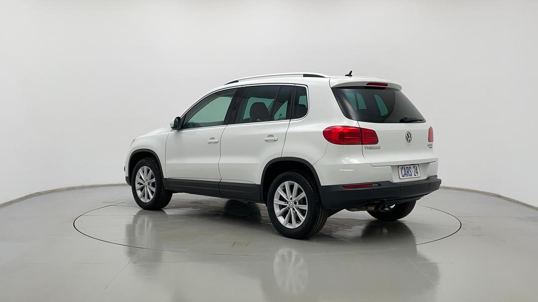 2015 Volkswagen Tiguan 132 Tsi (4x4), Automatic, 67665 km, Left Back Diagonal (45- Degree) View