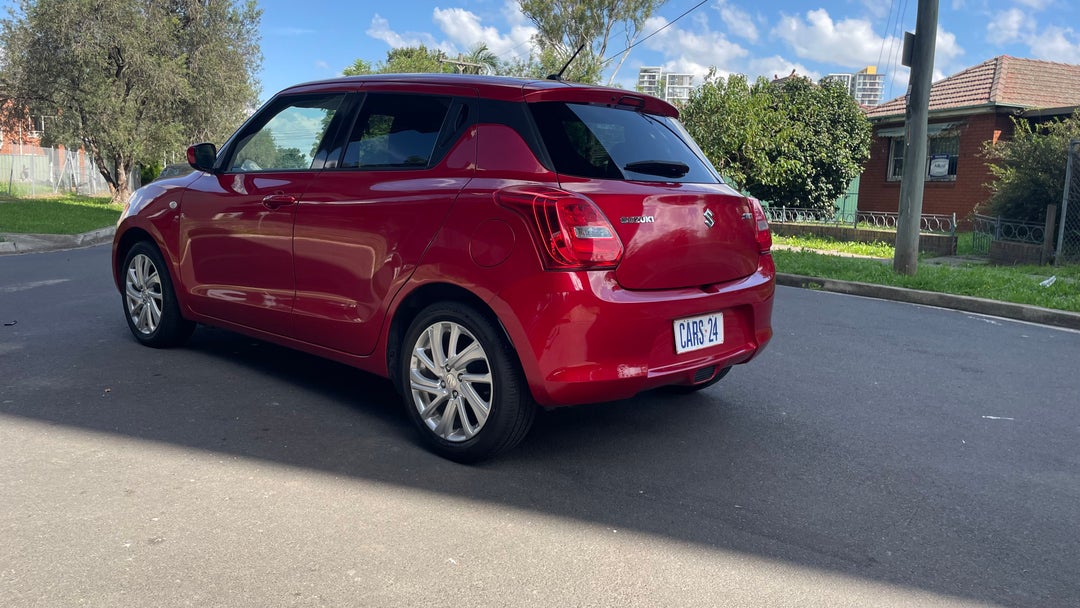 Left Back Diagonal (45- Degree) View