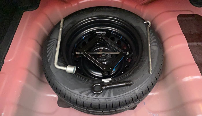 2020 Hyundai AURA SX 1.2 (O), Petrol, Manual, 16,835 km, Spare Tyre