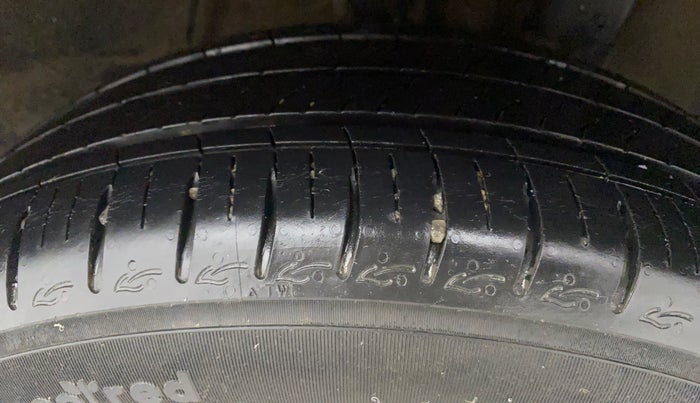 2020 Hyundai AURA SX 1.2 (O), Petrol, Manual, 16,835 km, Left Rear Tyre Tread