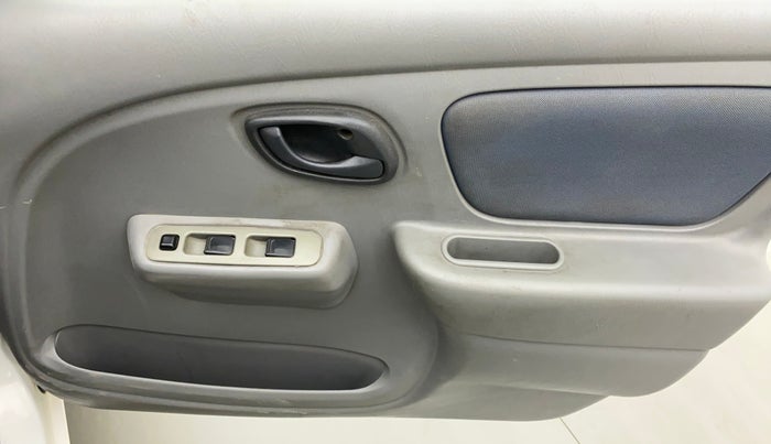 2014 Maruti Alto K10 VXI, CNG, Manual, 65,624 km, Driver Side Door Panels Control