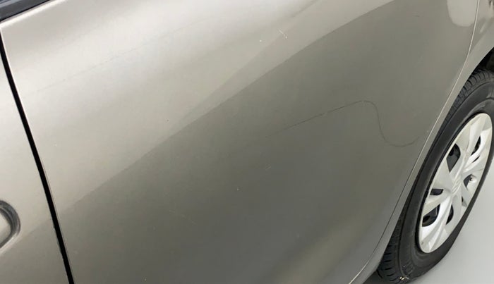 2019 Maruti Swift VXI, CNG, Manual, 71,735 km, Rear left door - Minor scratches