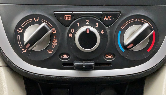 2016 Maruti Celerio ZXI AMT, Petrol, Automatic, 64,442 km, Dashboard - Air Re-circulation knob is not working
