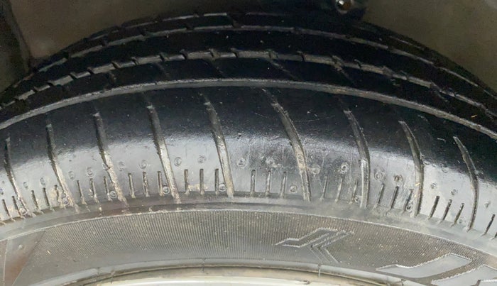 2018 Maruti Celerio ZXI D, Petrol, Manual, 56,171 km, Left Front Tyre Tread