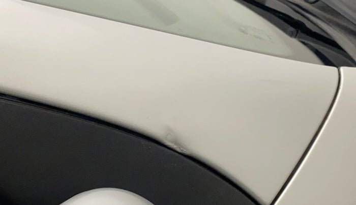 2014 Hyundai i10 SPORTZ 1.1, Petrol, Manual, 58,868 km, Right A pillar - Slightly dented