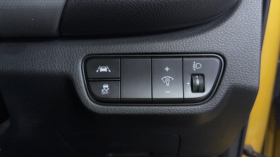 2019 Kia Seltos Sport (FWD), Automatic, 57804 km, Utility Switches/Buttons