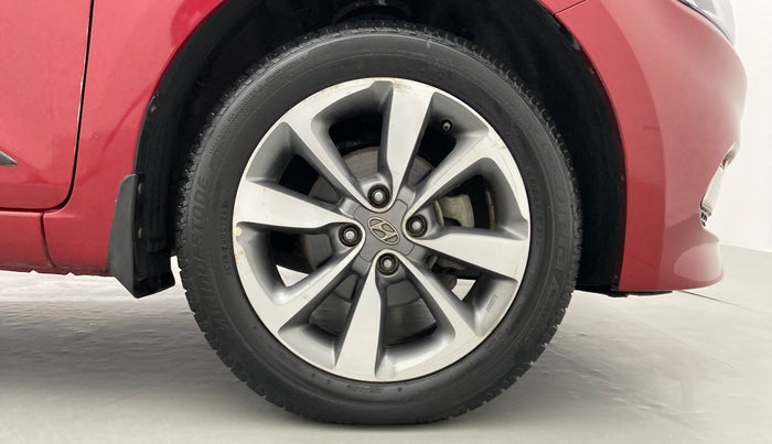 2015 Hyundai Elite i20 SPORTZ (O) 1.2, Petrol, Manual, 64,768 km, Right Front Wheel
