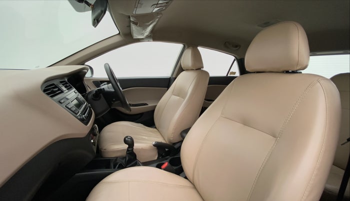2017 Hyundai Elite i20 SPORTZ 1.2, Petrol, Manual, 55,563 km, Right Side Front Door Cabin