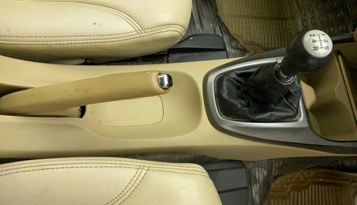 2012 Honda City 1.5L I-VTEC V MT, Petrol, Manual, 66,864 km, Gear Lever