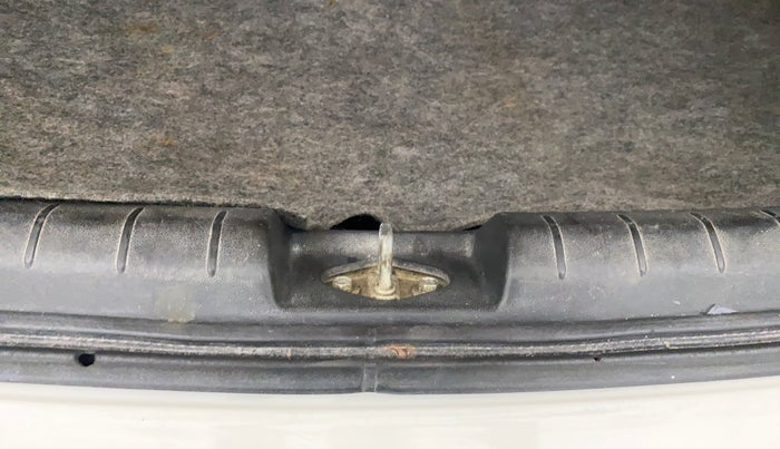 2012 Honda City 1.5L I-VTEC V MT, Petrol, Manual, 66,864 km, Lock system - Boot door not opening through lever