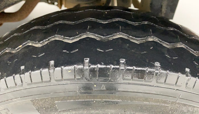 2018 Maruti Eeco 5 STR WITH AC PLUSHTR, Petrol, Manual, 38,094 km, Left Rear Tyre Tread