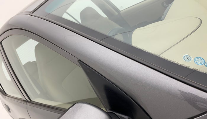 2010 Hyundai i10 SPORTZ 1.2 AT, Petrol, Automatic, 29,818 km, Right A pillar - Paint is slightly faded