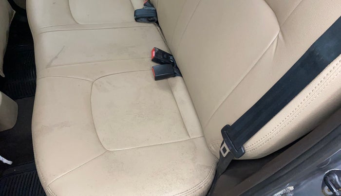 2010 Hyundai i10 SPORTZ 1.2 AT, Petrol, Automatic, 29,818 km, Second-row left seat - Cover slightly stained