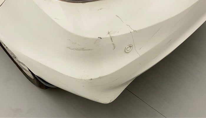2015 Honda Amaze 1.2L I-VTEC VX, CNG, Manual, 64,541 km, Rear bumper - Minor scratches