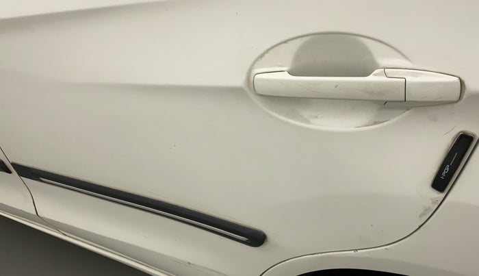 2015 Honda Amaze 1.2L I-VTEC VX, CNG, Manual, 64,541 km, Rear left door - Minor scratches