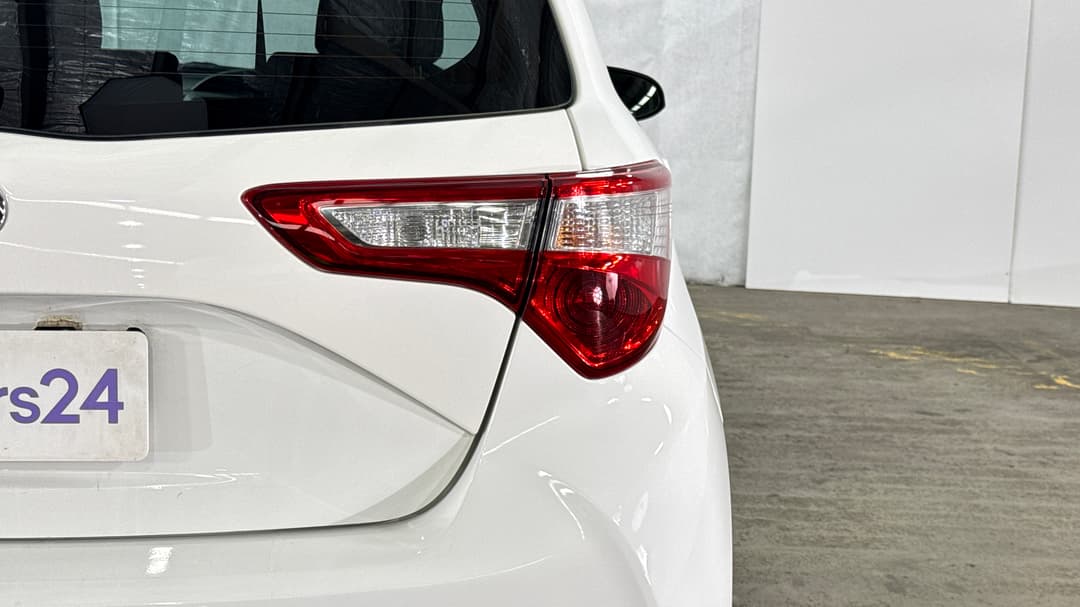 2019 Toyota Yaris Ascent, Automatic, 47280 km, Badge (Boot Right Side)