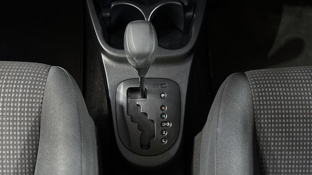 2019 Toyota Yaris Ascent, Automatic, 47280 km, Gear Lever 