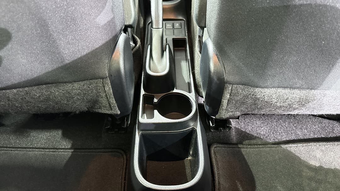 2019 Toyota Yaris Ascent, Automatic, 47280 km, Center Console