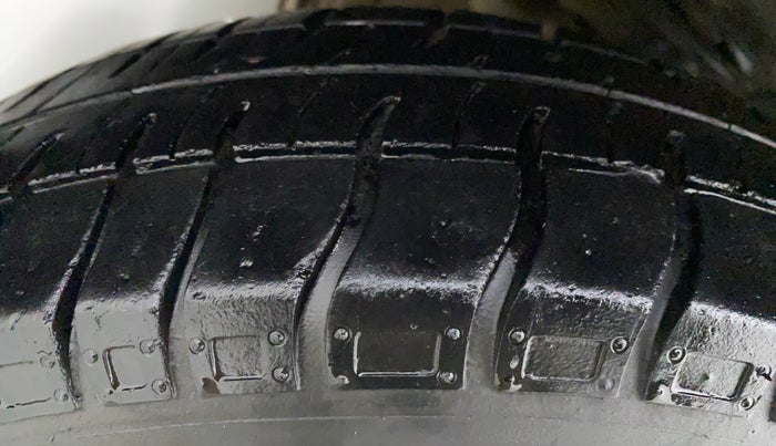 2016 Maruti Alto 800 VXI (O), Petrol, Manual, 13,863 km, Right Rear Tyre Tread