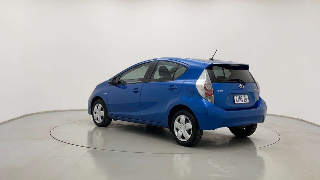 Left Back Diagonal (45- Degree) View