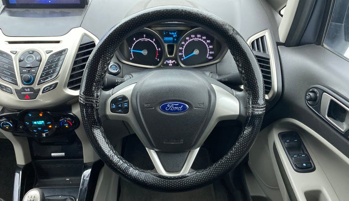2016 Ford Ecosport TITANIUM 1.5L DIESEL, Diesel, Manual, 95,939 km, Steering Wheel Close Up