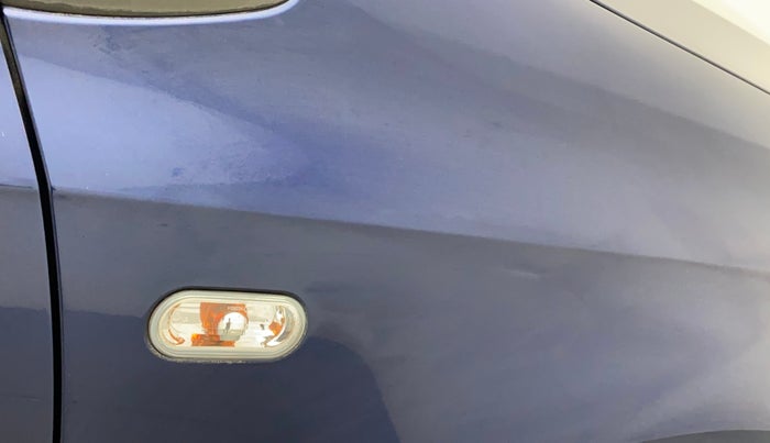2014 Volkswagen Vento HIGHLINE DIESEL 1.6, Diesel, Manual, 71,309 km, Right fender - Minor scratches