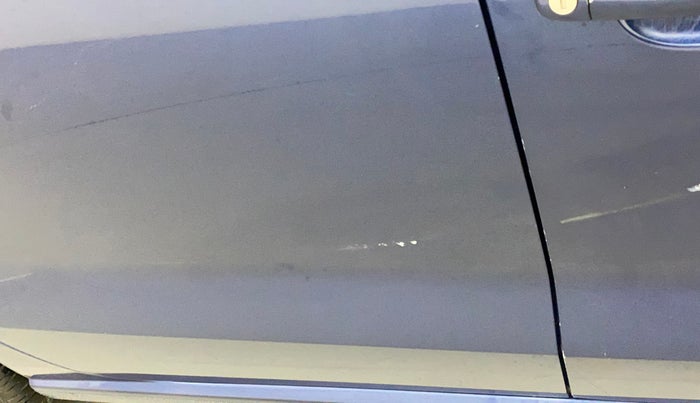 2014 Volkswagen Vento HIGHLINE DIESEL 1.6, Diesel, Manual, 71,309 km, Right rear door - Slightly dented