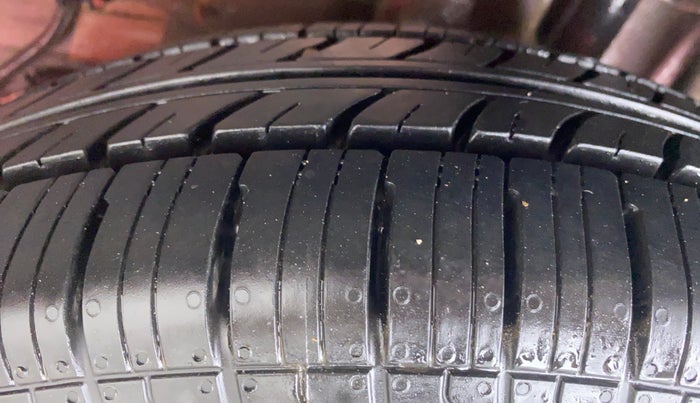 2019 Tata Tiago XT 1.2 REVOTRON, Petrol, Manual, 60,287 km, Left Rear Tyre Tread