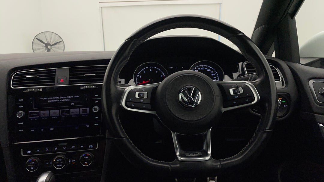 2020 Volkswagen Golf 110 Tsi Highline, Automatic, 62468 km, Steering Wheel Close-up