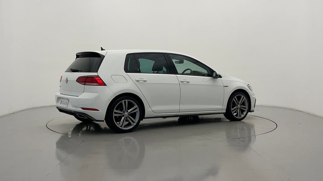 2020 Volkswagen Golf 110 Tsi Highline, Automatic, 62468 km, Right Back Diagonal (45- Degree) View