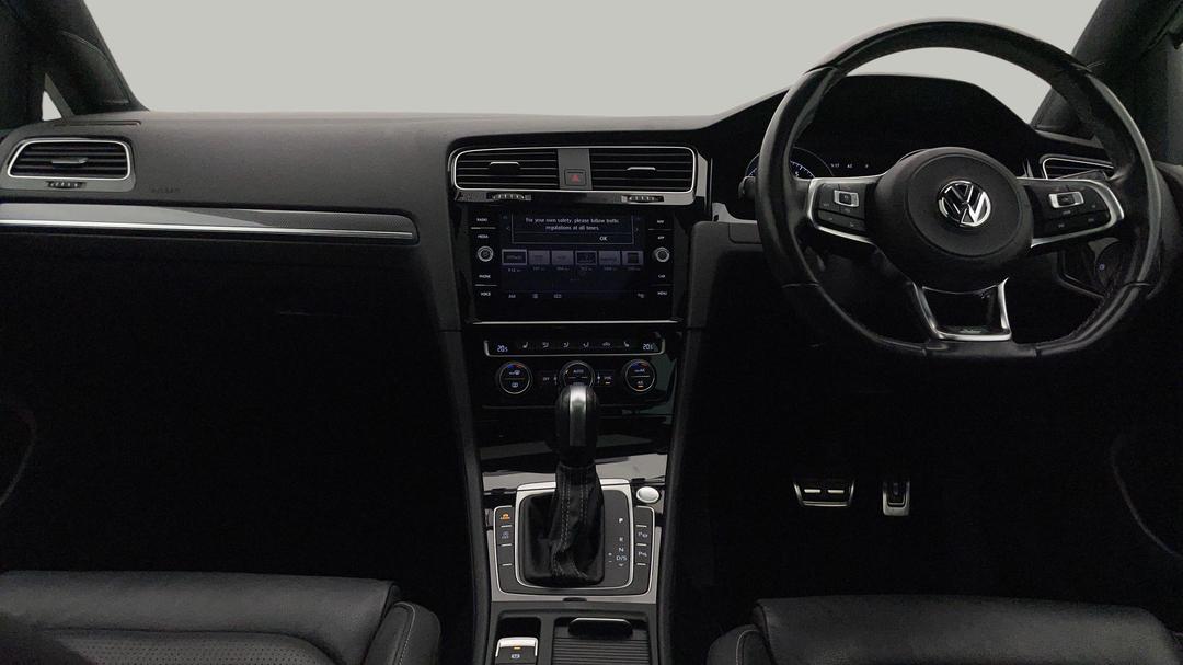 2020 Volkswagen Golf 110 Tsi Highline, Automatic, 62468 km, Dashboard View