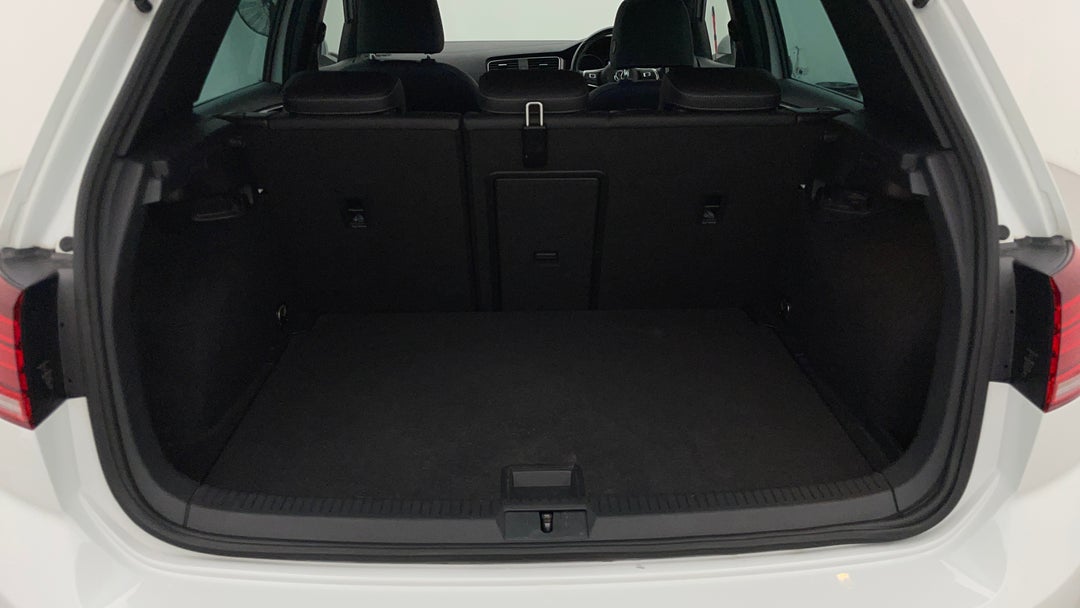 2020 Volkswagen Golf 110 Tsi Highline, Automatic, 62468 km, Boot Inside View