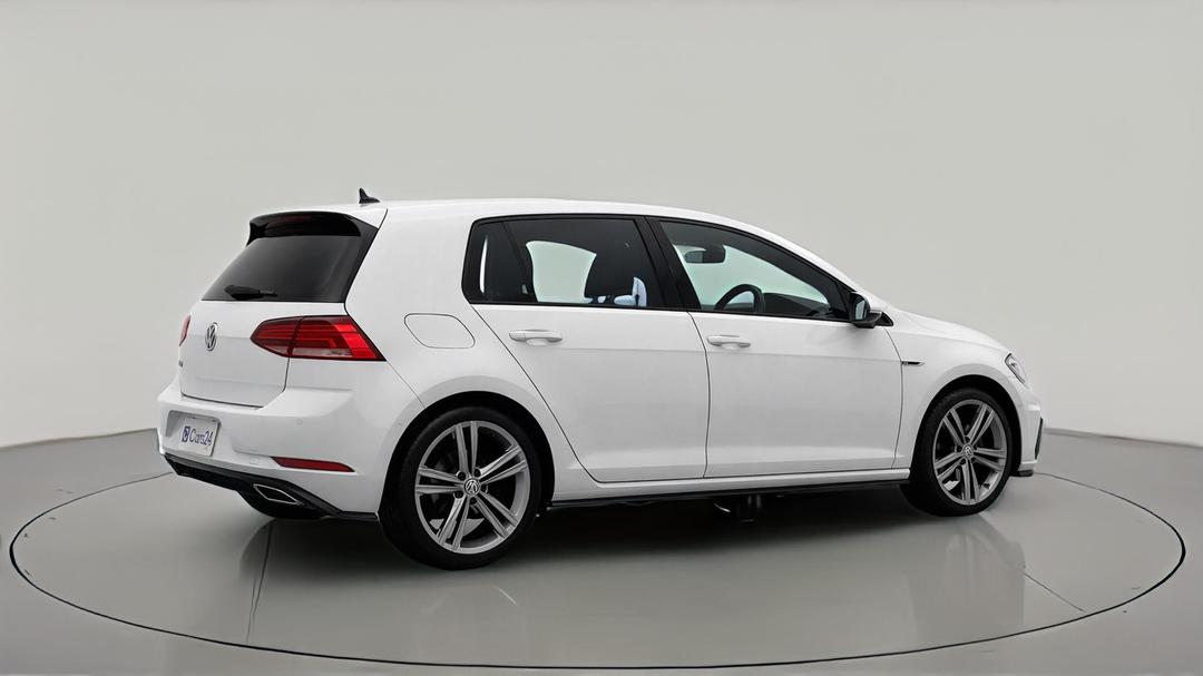 2020 Volkswagen Golf 110 Tsi Highline, Automatic, 62468 km, Right Back Diagonal (45- Degree) View