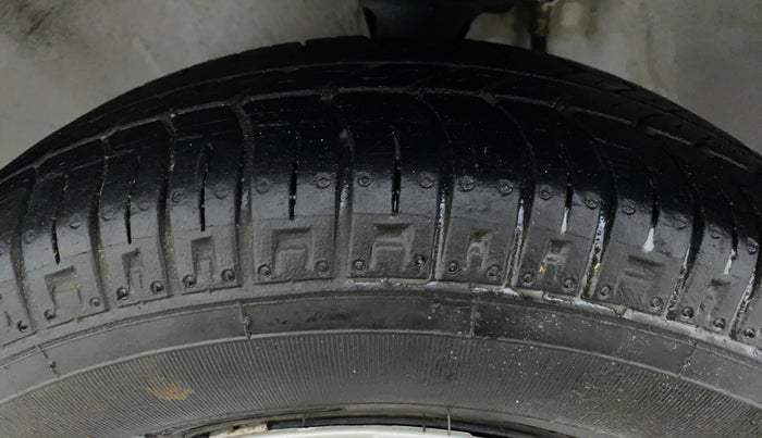 2018 Maruti Alto 800 LXI, Petrol, Manual, 20,242 km, Left Front Tyre Tread