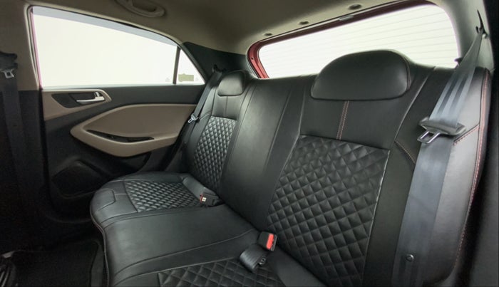 2019 Hyundai Elite i20 1.2 SPORTS PLUS VTVT, Petrol, Manual, 17,940 km, Right Side Rear Door Cabin