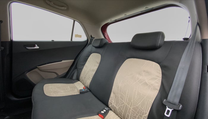 2014 Hyundai Grand i10 ASTA 1.2 AT VTVT, Petrol, Automatic, 37,571 km, Right Side Door Cabin View