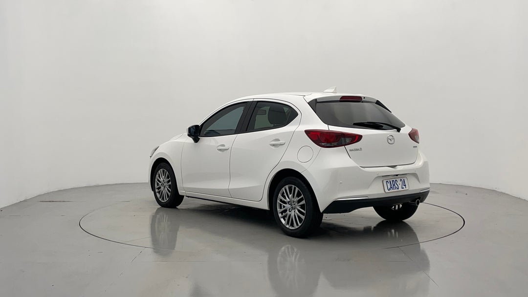 Left Back Diagonal (45- Degree) View