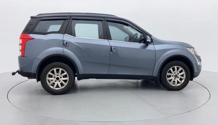 2016 Mahindra XUV500 W10, Diesel, Manual, 76,295 km, Right Side View