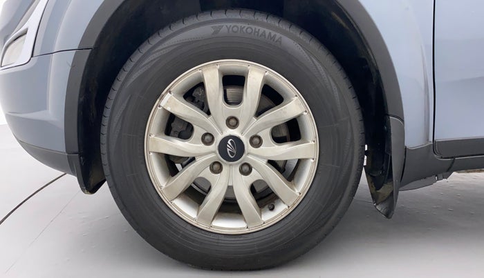 2016 Mahindra XUV500 W10, Diesel, Manual, 76,295 km, Left Front Wheel
